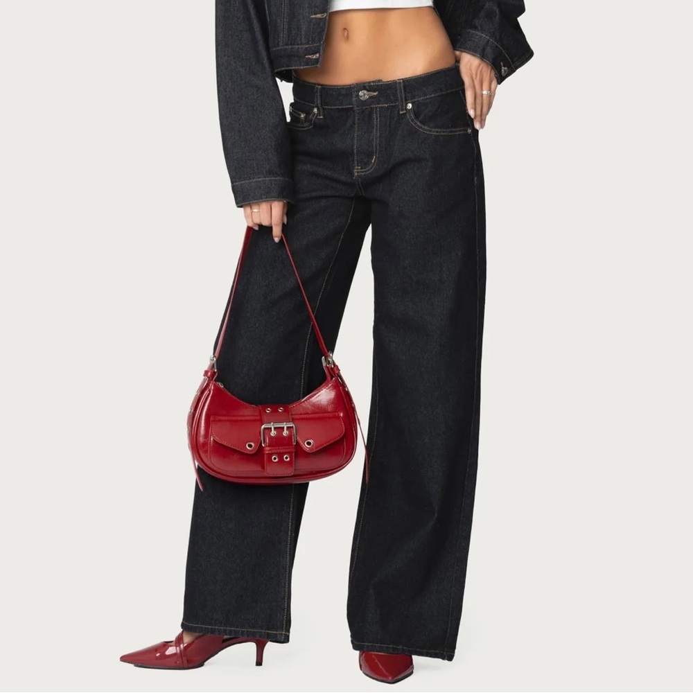 EDIKTED Raelynn Washed Low Rise Baggy Black Jeans
